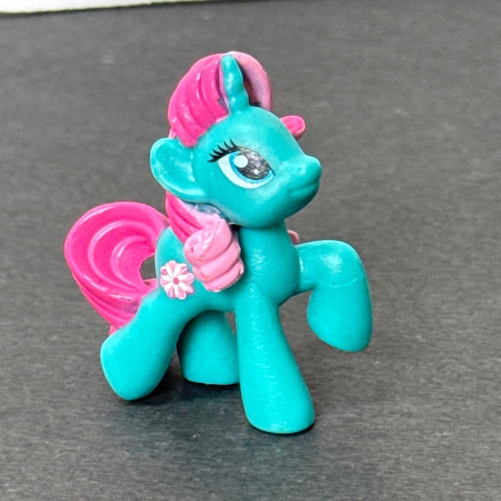 My Little Pony G4 Flower Wishes Mini Figure 2010 Teal Pink Unicorn Wave 1 21701